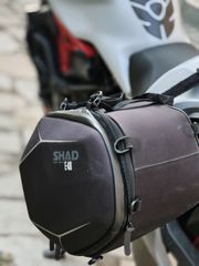 Ducati Monster 821 2015-thumb-13