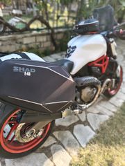 Ducati Monster 821 2015-thumb-20