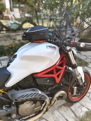 Ducati Monster 821 2015-thumb-21