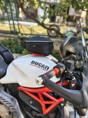 Ducati Monster 821 2015-thumb-22