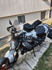 Ducati Monster 821 2015-thumb-24