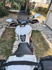 Ducati Monster 821 2015-thumb-28