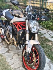 Ducati Monster 821 2015-thumb-34