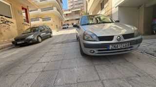 Renault Clio 2004-thumb-2