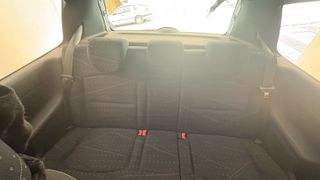Renault Clio 2004-thumb-9