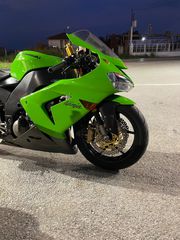 Kawasaki Ninja ZX - 10 R 2005