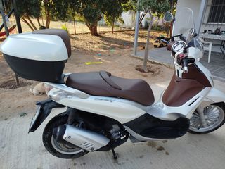 Piaggio Beverly 300i 2011 300 IE-thumb-5