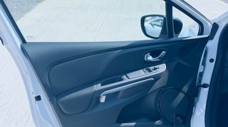 Renault Clio 2017 LIMITED EDITION-thumb-12