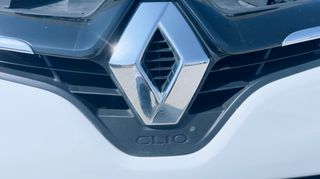 Renault Clio 2017 LIMITED EDITION-thumb-22