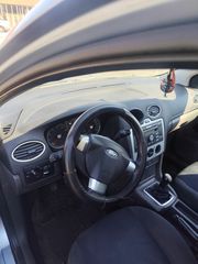 Ford Focus 2006-thumb-3
