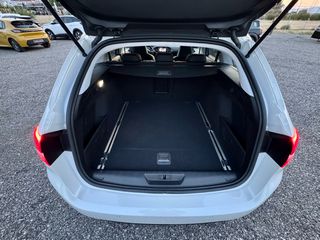 Peugeot 308 2017 SW GT LINE PANORAMA-thumb-14