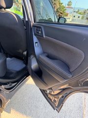 Subaru Forester 2017 DIESEL-thumb-25