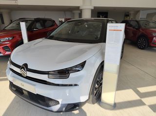 Citroen C4 2026 1.200 cc 145 HP HYBRID PLUS TECH PACK ΕΤΟΙΜΟΠΑΡΑΔΟΤΟ-thumb-1