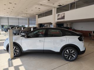 Citroen C4 2026 1.200 cc 145 HP HYBRID PLUS TECH PACK ΕΤΟΙΜΟΠΑΡΑΔΟΤΟ-thumb-3