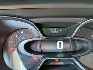 Renault Captur 2016 1.5D  90hp ΜΑΥΡΗ ΟΡΟΦΗ-thumb-9