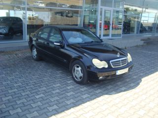 Mercedes-Benz C 180 2006-thumb-4