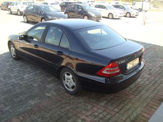 Mercedes-Benz C 180 2006-thumb-6