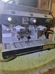 Μηχανή Εσπρέσο Επαγγελματική Καφετιέρα