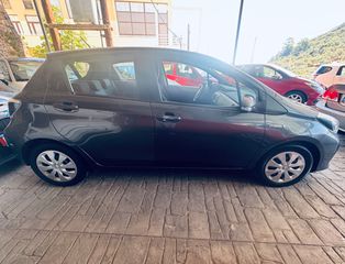 Toyota Yaris 2014 1.5 Hybrid Lounge τέλη κυκλοφορίας 0€-thumb-1
