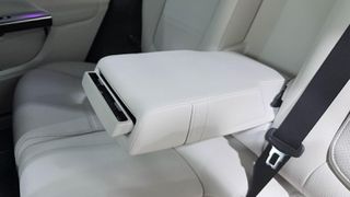 Mercedes-Benz GLC 300 2023 e PLUG-IN 4MATIC 9G-TRONIC AVANTGARDE/AUTOBESIKOS-thumb-30