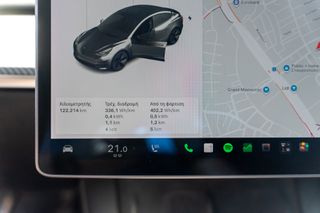 Tesla Model 3 2021 SR+-thumb-10