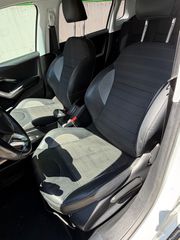 Peugeot 2008 2018 1.2 PURETECH 110 ALLURE-thumb-12