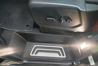 Ford Tourneo Custom 2020 L3-thumb-5