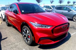 Ford Mustang Mach-E 2023 PREMIUM / 76KWH / AWD / ΕΓΓΥΗΣΗ-thumb-1