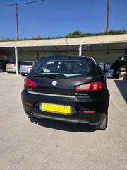 Alfa Romeo Alfa 147 2005-thumb-2