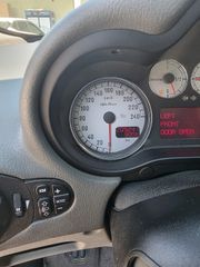 Alfa Romeo Alfa 147 2005-thumb-6