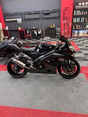 Suzuki GSX-R 1000 2006-thumb-1