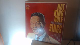 LP NAT KING COL PHIL FLOWERS SINGS 1962