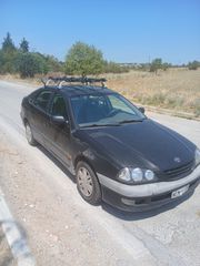 Toyota Avensis 1999