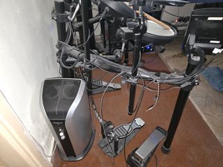 Roland TD1-thumb-2