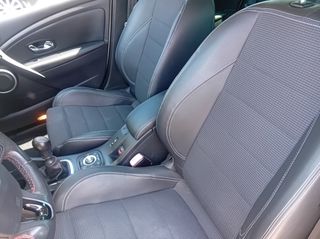Renault Megane 2013 GT TURBO-thumb-12