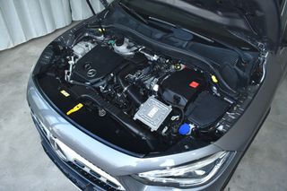 Mercedes-Benz GLA 250 2022 e AMGIII-NIGHT PACKET-PANORAMA-PLUG-IN/HYBRID-thumb-47