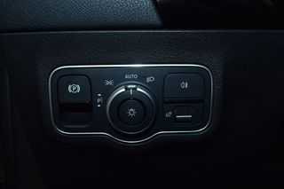 Mercedes-Benz GLA 250 2022 e AMGIII-NIGHT PACKET-PANORAMA-PLUG-IN/HYBRID-thumb-38
