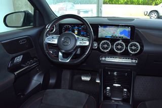 Mercedes-Benz GLA 250 2022 e AMGIII-NIGHT PACKET-PANORAMA-PLUG-IN/HYBRID-thumb-28
