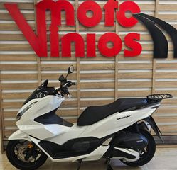 Honda PCX 125 2023-thumb-1