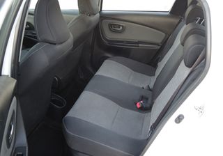 Toyota Yaris 2017 HSD HYBRID *MHΔΕΝΙΚΟ ΤΕΛΟΣ ΚΥΚΛ/ΡΙΑΣ*  BLUETOOTH ZANTEΣ 15''-thumb-6