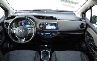 Toyota Yaris 2017 HSD HYBRID *MHΔΕΝΙΚΟ ΤΕΛΟΣ ΚΥΚΛ/ΡΙΑΣ*  BLUETOOTH ZANTEΣ 15''-thumb-8