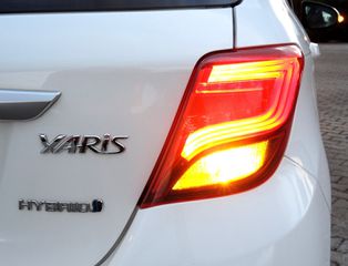 Toyota Yaris 2017 HSD HYBRID *MHΔΕΝΙΚΟ ΤΕΛΟΣ ΚΥΚΛ/ΡΙΑΣ*  BLUETOOTH ZANTEΣ 15''-thumb-36