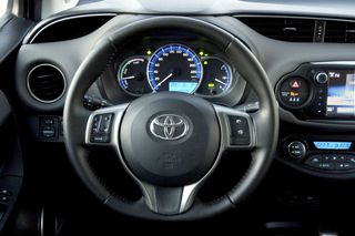Toyota Yaris 2017 HSD HYBRID *MHΔΕΝΙΚΟ ΤΕΛΟΣ ΚΥΚΛ/ΡΙΑΣ*  BLUETOOTH ZANTEΣ 15''-thumb-10