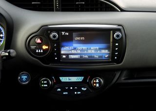 Toyota Yaris 2017 HSD HYBRID *MHΔΕΝΙΚΟ ΤΕΛΟΣ ΚΥΚΛ/ΡΙΑΣ*  BLUETOOTH ZANTEΣ 15''-thumb-13