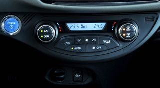 Toyota Yaris 2017 HSD HYBRID *MHΔΕΝΙΚΟ ΤΕΛΟΣ ΚΥΚΛ/ΡΙΑΣ*  BLUETOOTH ZANTEΣ 15''-thumb-23