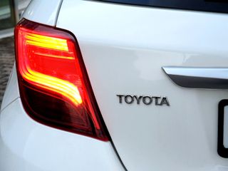 Toyota Yaris 2017 HSD HYBRID *MHΔΕΝΙΚΟ ΤΕΛΟΣ ΚΥΚΛ/ΡΙΑΣ*  BLUETOOTH ZANTEΣ 15''-thumb-34