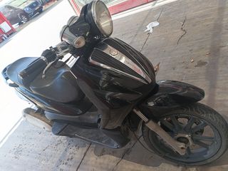 Piaggio Beverly 250 Cruiser 2009 2009-thumb-5