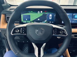 Mg EHS 2025 LUXURY-thumb-10