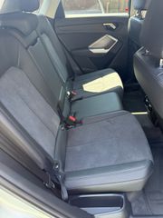 Audi Q3 2023 sportback s line-thumb-13