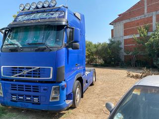 Volvo 2005-thumb-2